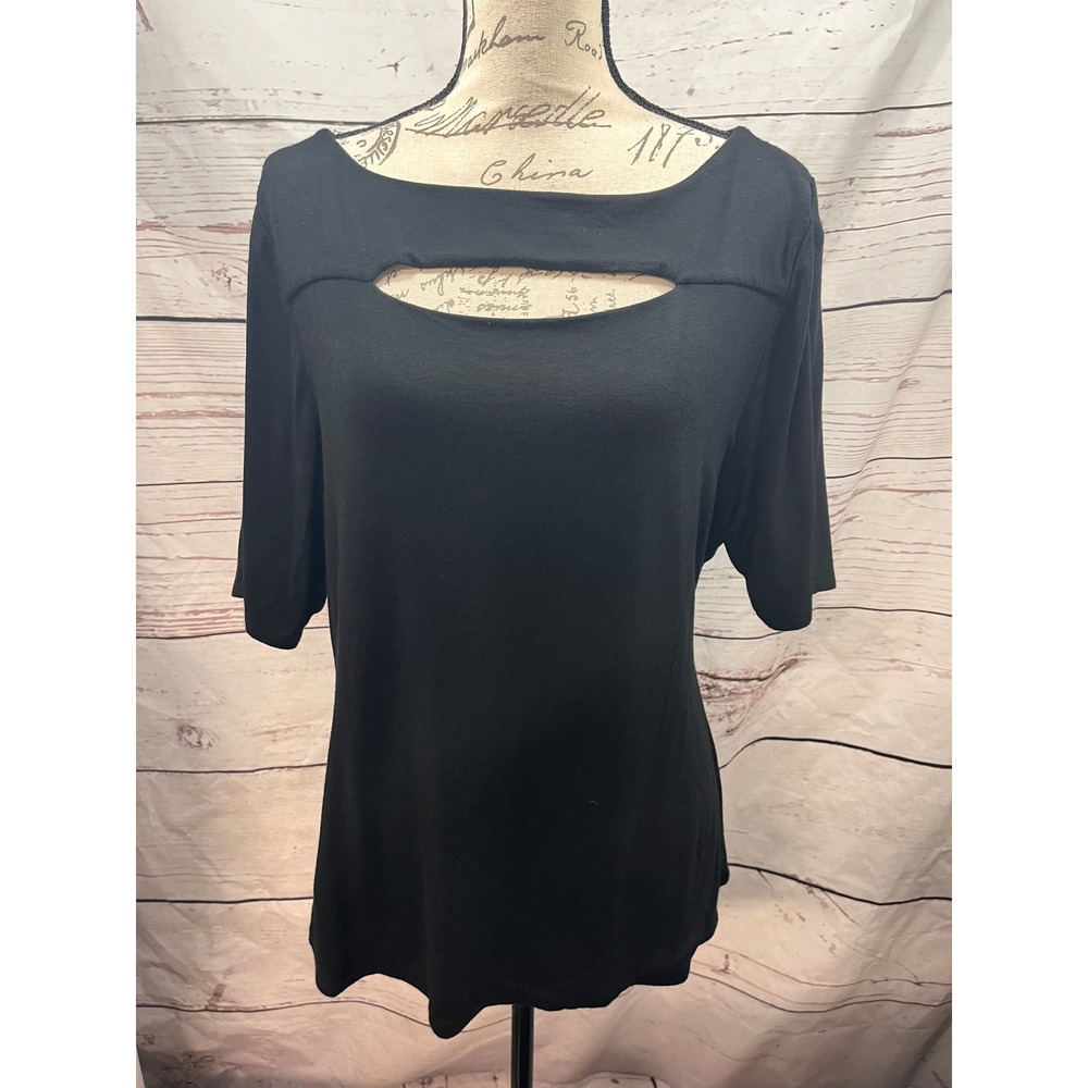 Women’s Black Cutout Neck Short Sleeve Top